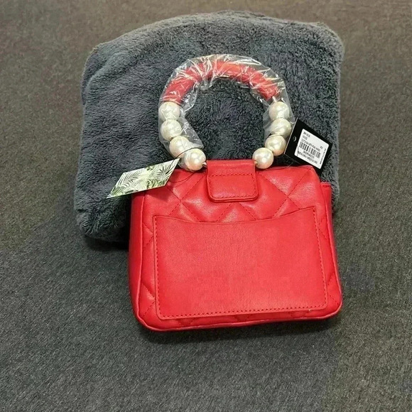 Small, red, Badley Mischka with pear handle also with shoulder strap. - Picture 2 of 10